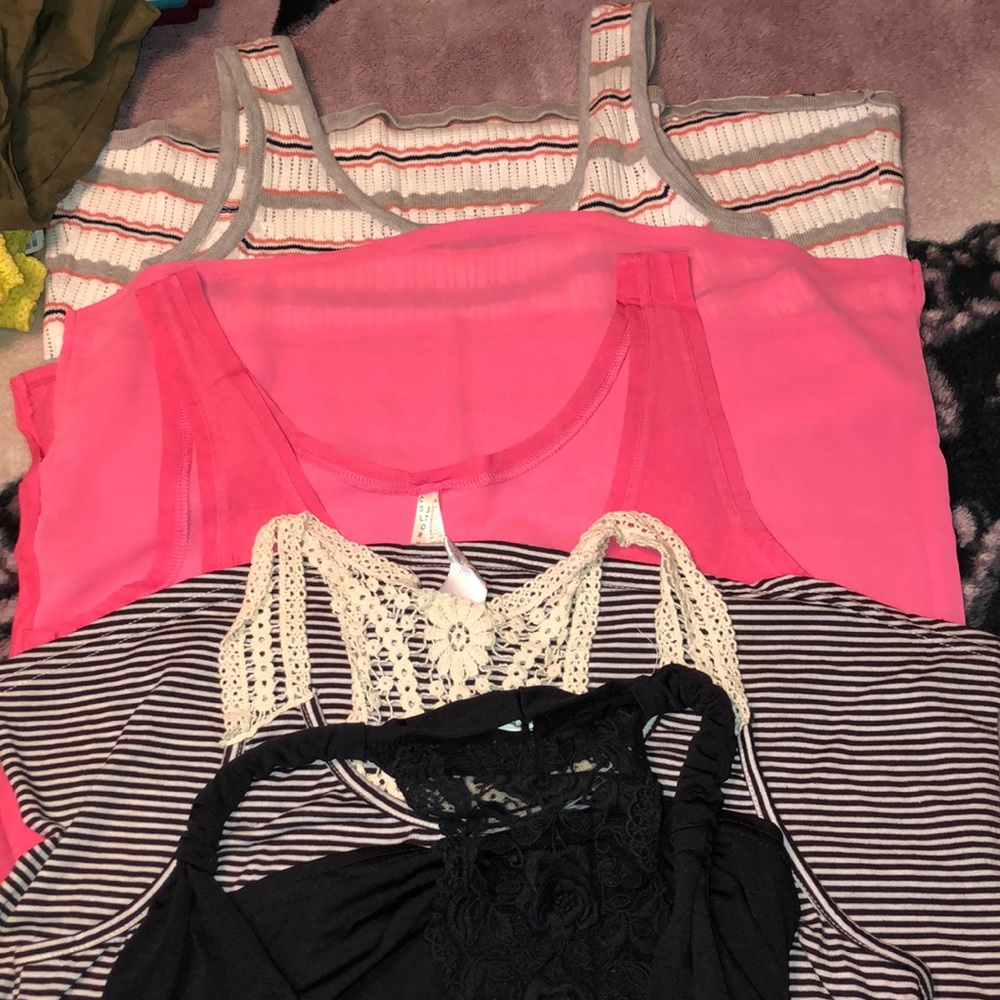 4 Tank Tops Bundle